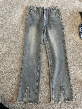 Women’s Blue Jeans